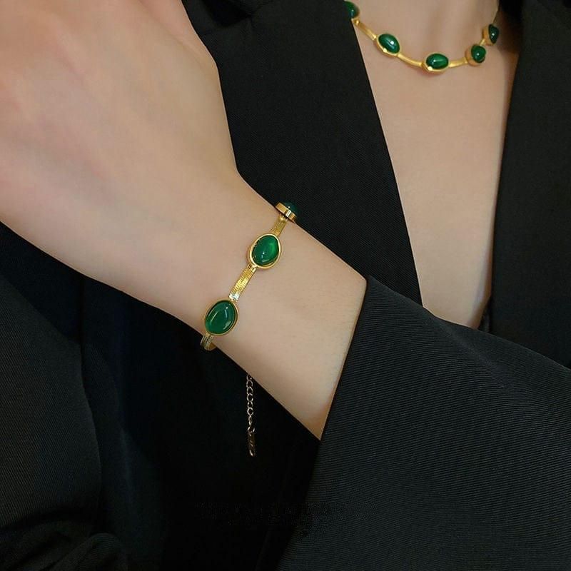 Green Crystal Pendant Necklace Set - Free Bracelet Earrings